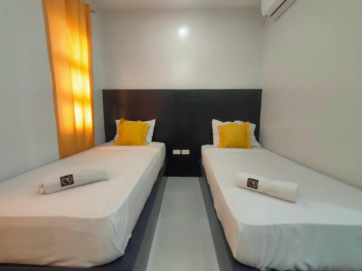 Villa Rosita Hotel Naga  Ngoại thất bức ảnh